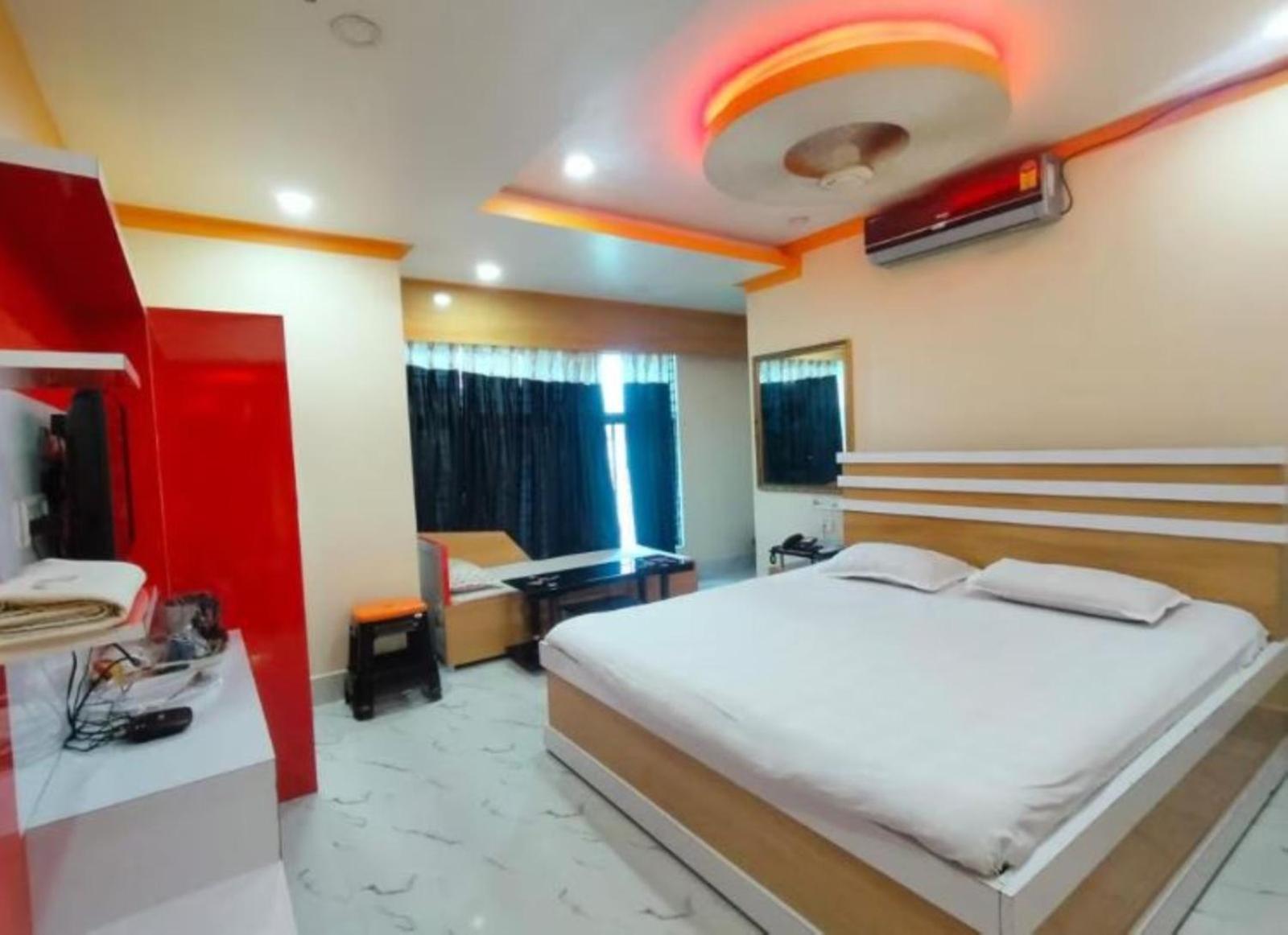 Anurag Palace Best Hotel In Agartala Exterior foto